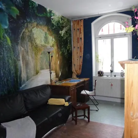 Haus Mit Den Blumen Appartement Sebnitz